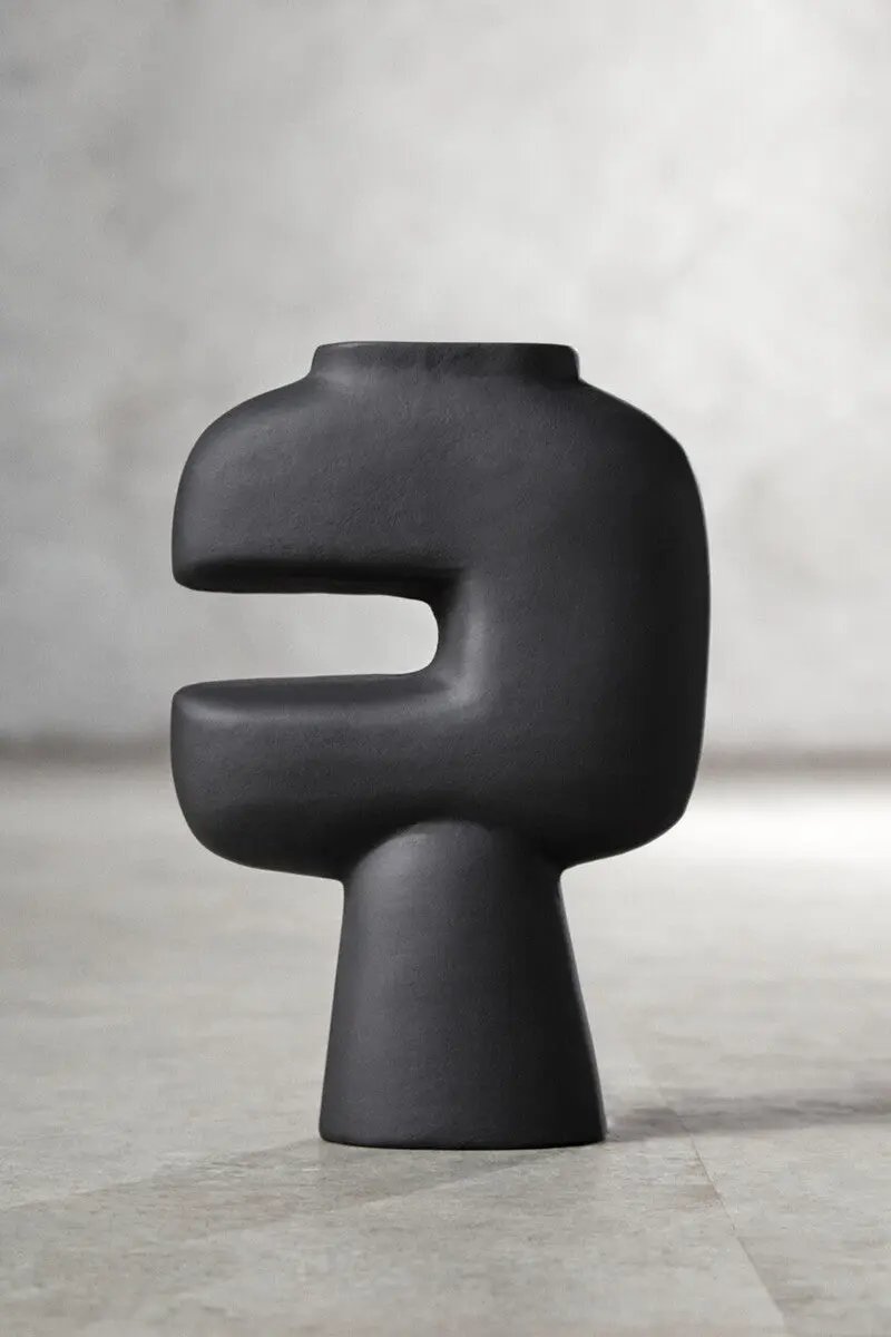 Hapax Abstract Small Black Vase Orsina